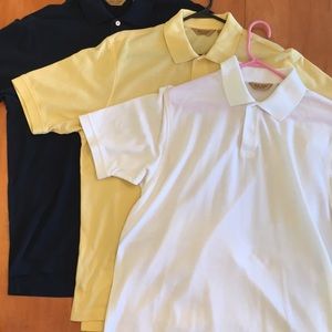 Lot of Roundtree and Yorke men’s solid polo shirts